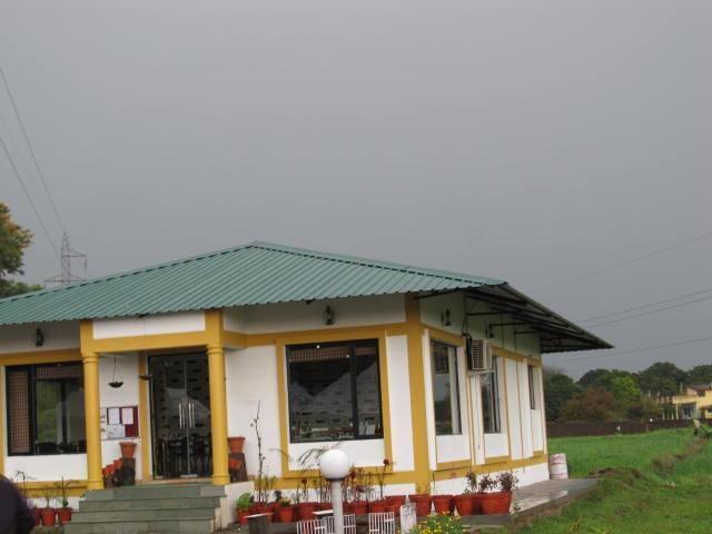 Derra Camp And Resort Jhājra Esterno foto