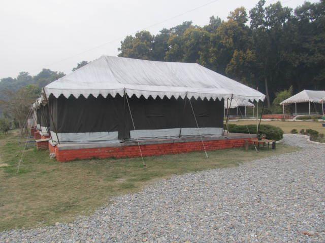Derra Camp And Resort Jhājra Esterno foto